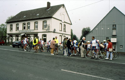 Cyclotouristes Néris-les-Bains 2000